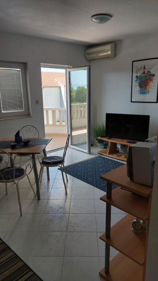 Apartments Eti Bol Luaran gambar
