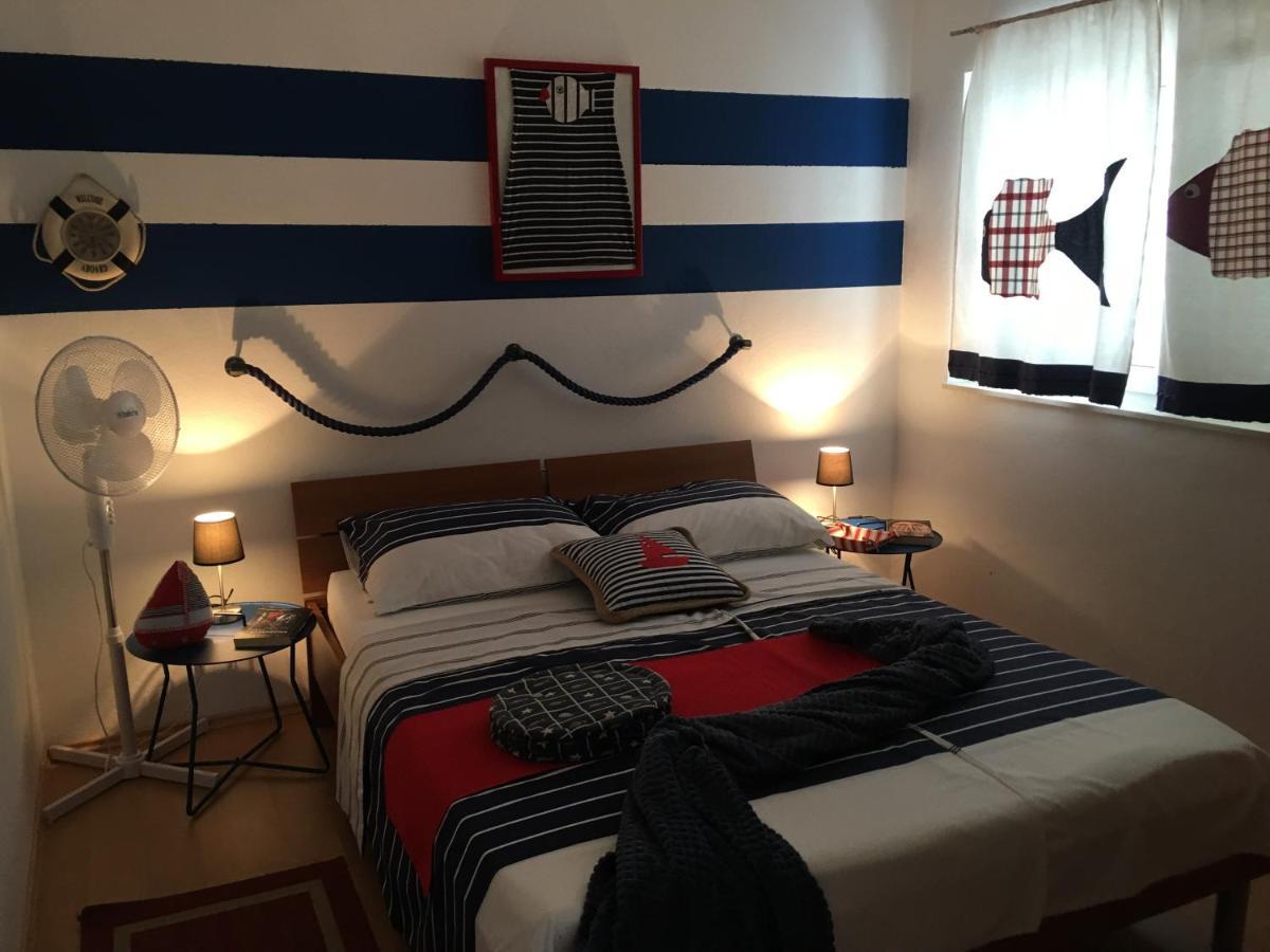 Apartments Eti Bol Luaran gambar