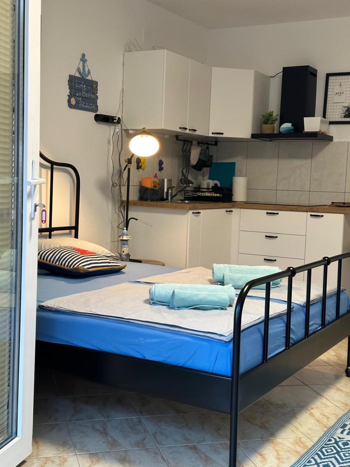 Apartments Eti Bol Luaran gambar
